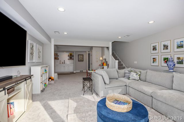 336 Normandy Court SW, Grandville, MI 49418