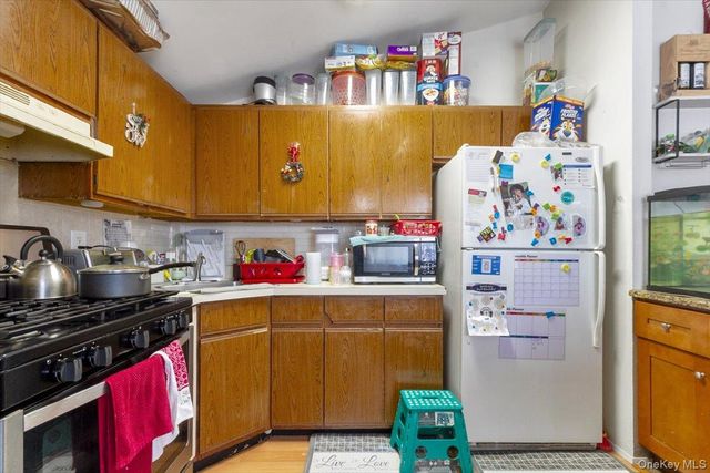 3665 Boller Avenue, Bronx, NY 10466