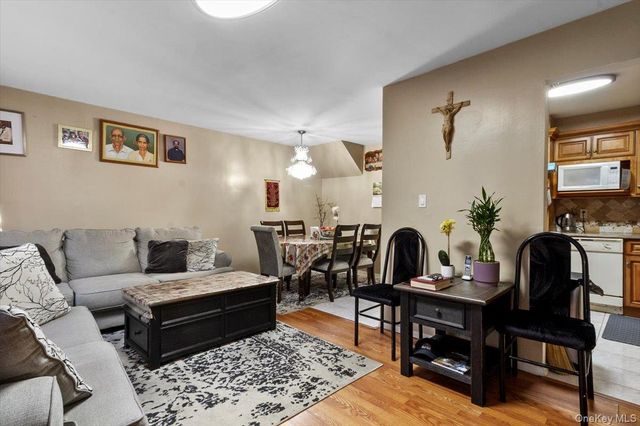 3665 Boller Avenue, Bronx, NY 10466