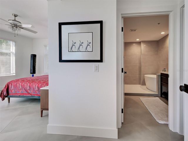 516 TAMIAMI TRAIL S 201, Nokomis, FL 34275