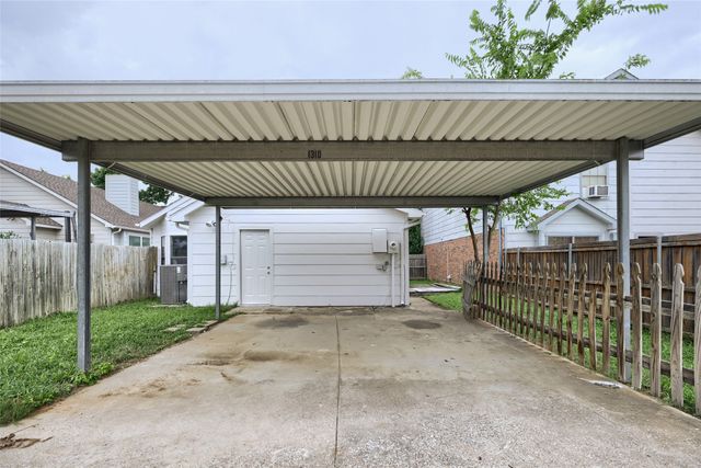 1310 Maplewood Drive, Lewisville, TX 75067