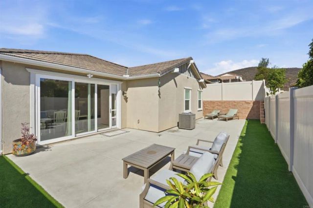 1354 Topanga, San Marcos, CA 92069
