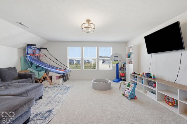 588 Cowley Drive, Westfield, IN 46074