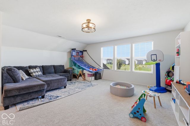 588 Cowley Drive, Westfield, IN 46074