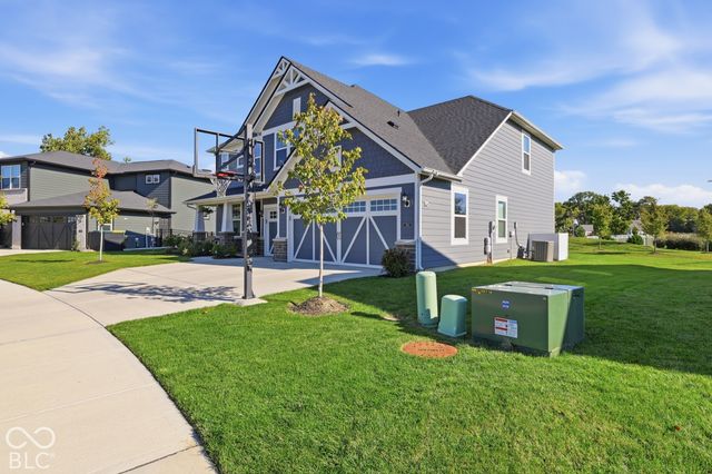 588 Cowley Drive, Westfield, IN 46074
