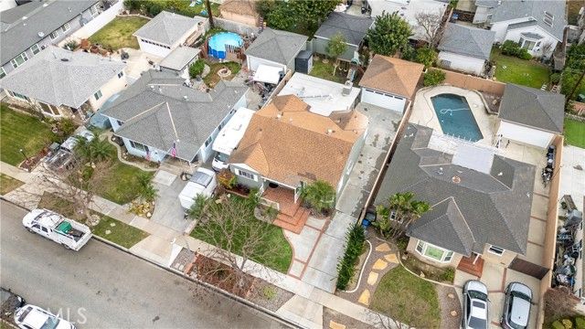 4512 Ostrom Ave, Lakewood, CA 90713