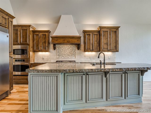 12491 S 105th Avenue E, Bixby, OK 74008