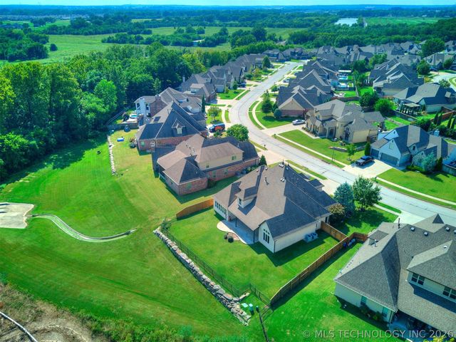 12491 S 105th Avenue E, Bixby, OK 74008