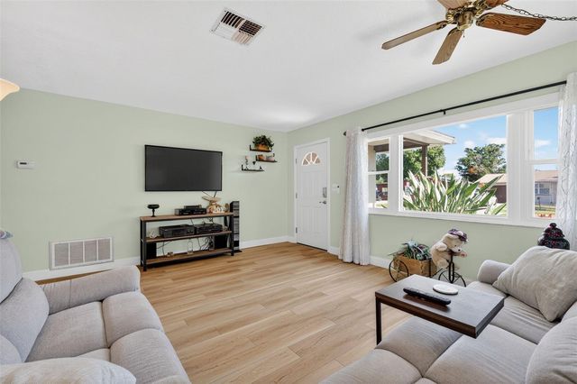 7114 64TH WAY N, Pinellas Park, FL 33781