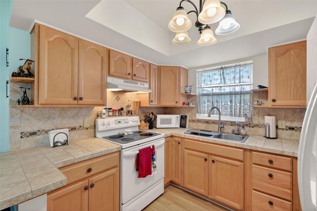 7114 64TH WAY N, Pinellas Park, FL 33781