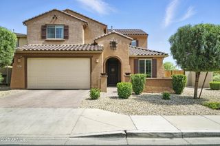 8902 W MARSHALL Avenue, Glendale, AZ 85305