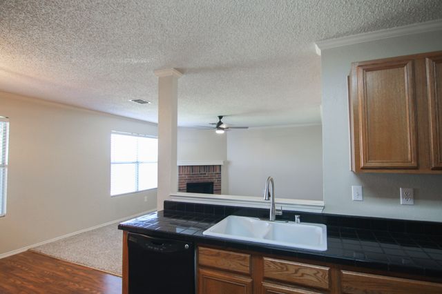 1460 Stewart Drive, Rockwall, TX 75032