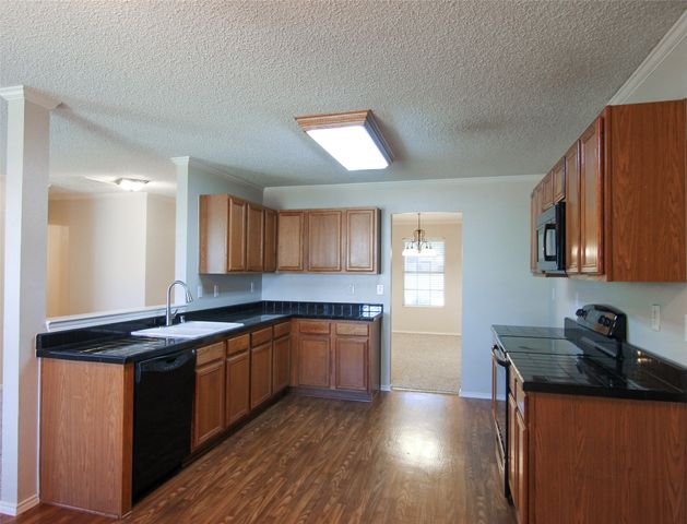 1460 Stewart Drive, Rockwall, TX 75032