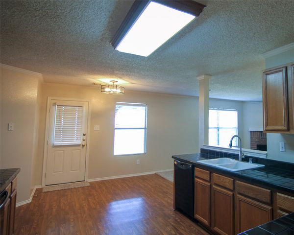 1460 Stewart Drive, Rockwall, TX 75032