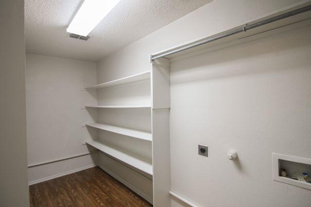 1460 Stewart Drive, Rockwall, TX 75032