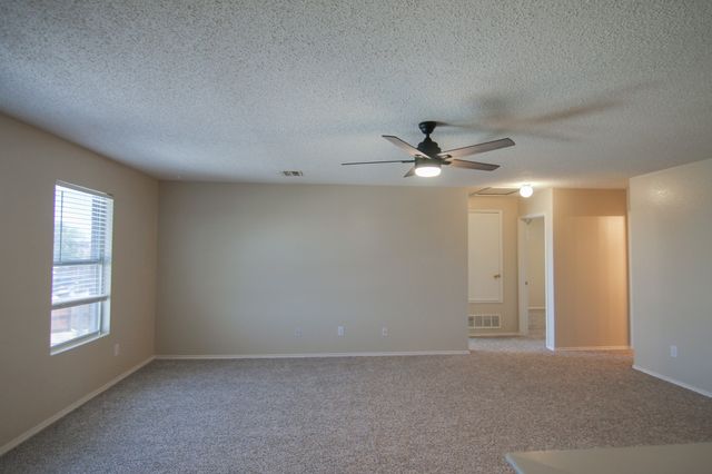 1460 Stewart Drive, Rockwall, TX 75032