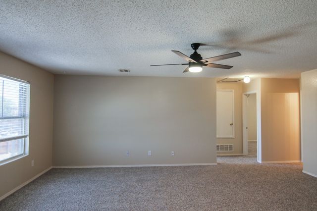 1460 Stewart Drive, Rockwall, TX 75032