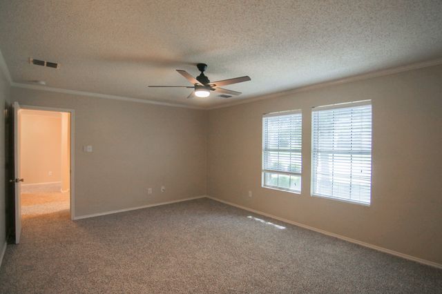 1460 Stewart Drive, Rockwall, TX 75032