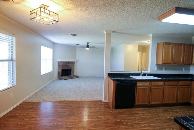 1460 Stewart Drive, Rockwall, TX 75032