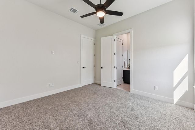 221 Three Rivers RD, Florence, TX 76527