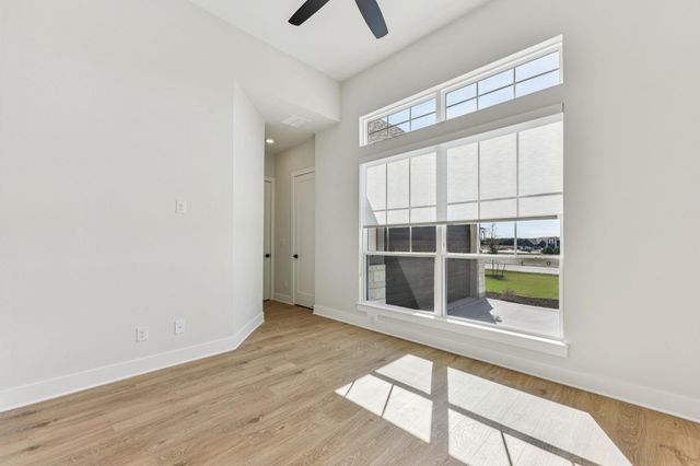 221 Three Rivers RD, Florence, TX 76527