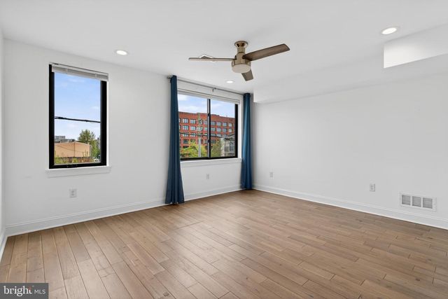 1602 N BODINE ST, Philadelphia, PA 19122