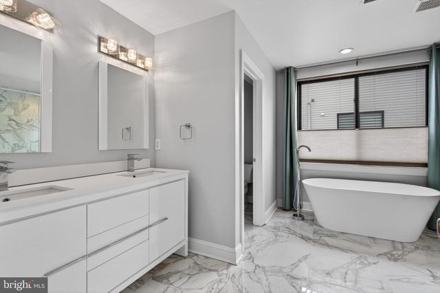 1602 N BODINE ST, Philadelphia, PA 19122