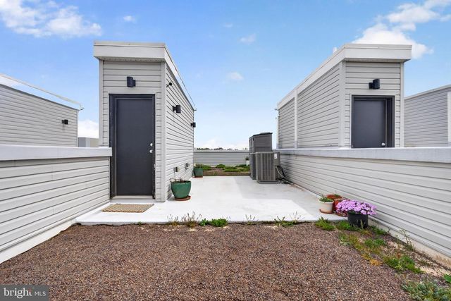 1602 N BODINE ST, Philadelphia, PA 19122