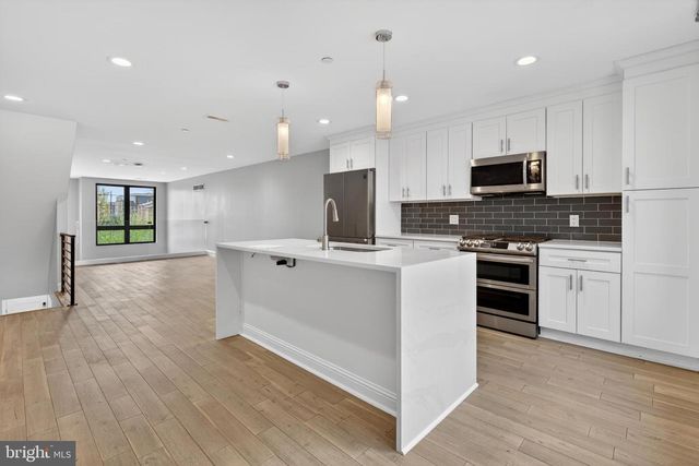 1602 N BODINE ST, Philadelphia, PA 19122