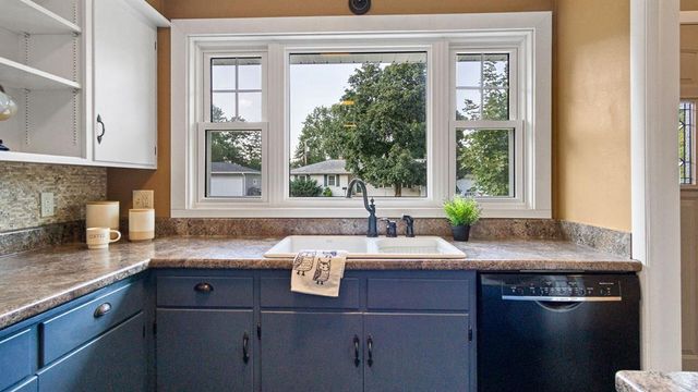 1905 E Lexington Boulevard, Eau Claire, WI 54701