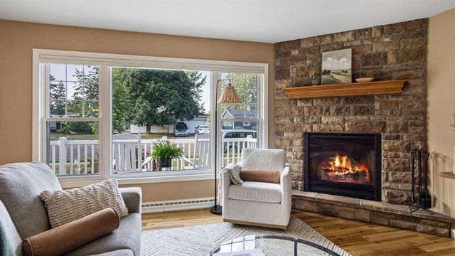 1905 E Lexington Boulevard, Eau Claire, WI 54701