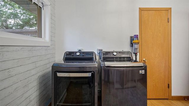 1905 E Lexington Boulevard, Eau Claire, WI 54701