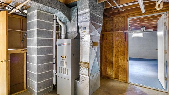 1905 E Lexington Boulevard, Eau Claire, WI 54701