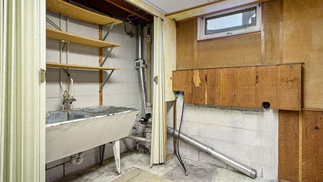 1905 E Lexington Boulevard, Eau Claire, WI 54701