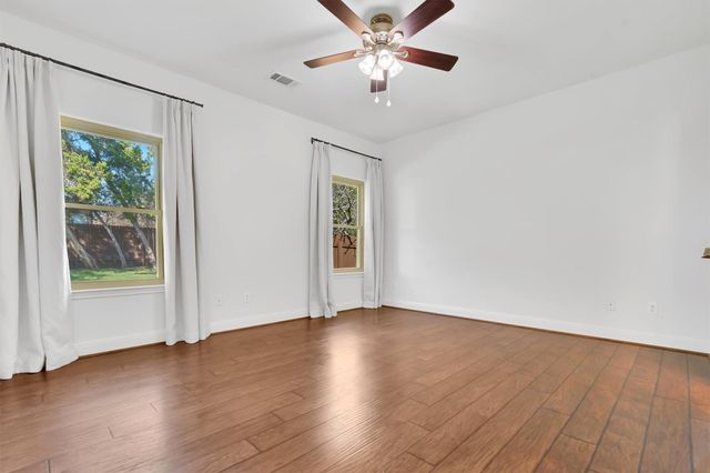 10808 Timber CIR, Dripping Springs, TX 78620