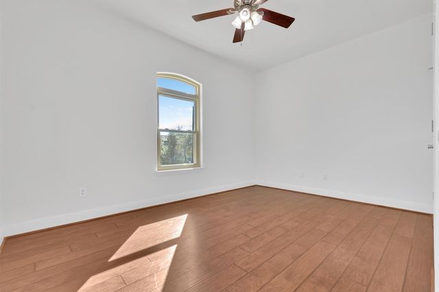 10808 Timber CIR, Dripping Springs, TX 78620