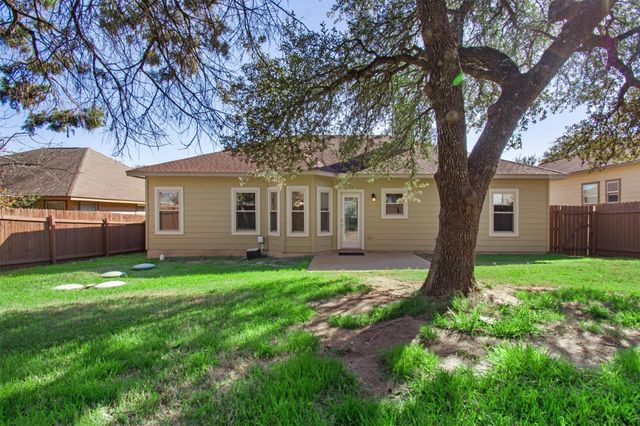 10808 Timber CIR, Dripping Springs, TX 78620