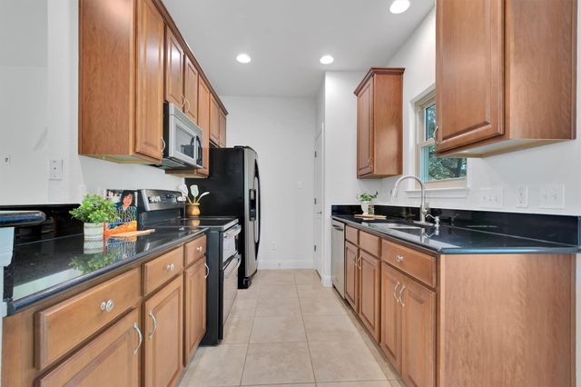 10808 Timber CIR, Dripping Springs, TX 78620