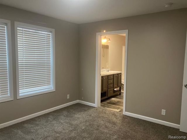 510 Sky View, Morrice, MI 48857