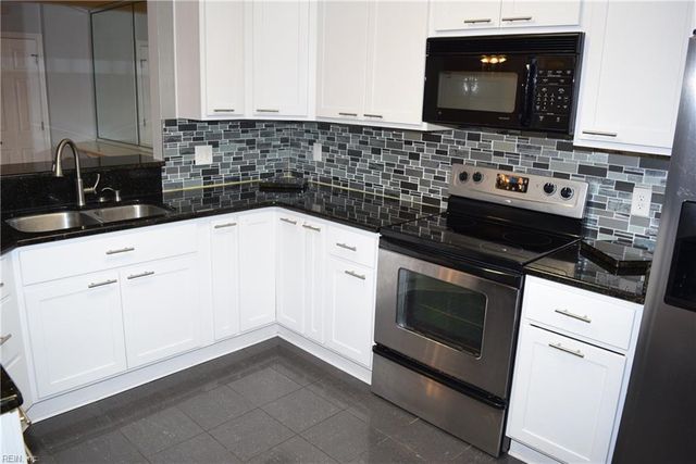 3809 Peppercorn WAY, Chesapeake, VA 23321