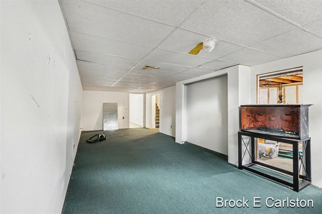 1576 Hendrick Road, Norton Shores, MI 49441