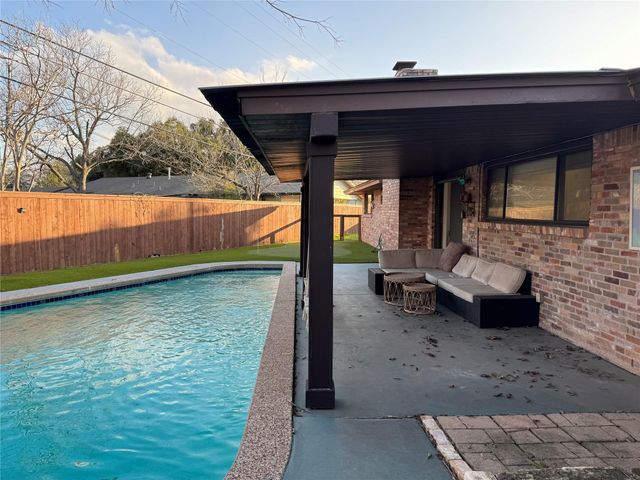 6601 Columbia DR, Austin, TX 78723
