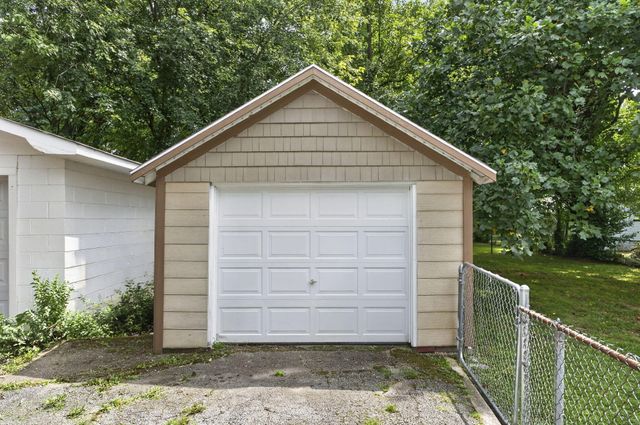 1040 W State Street, Springfield, MO 65806