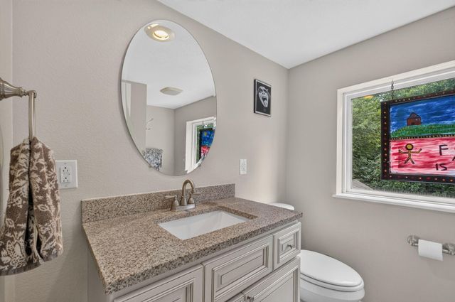 1040 W State Street, Springfield, MO 65806
