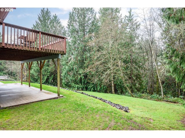 214 ST JAMES Ct, Longview, WA 98632