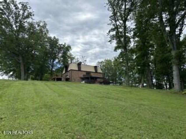960 Cave Rd, Jefferson City, TN 37760