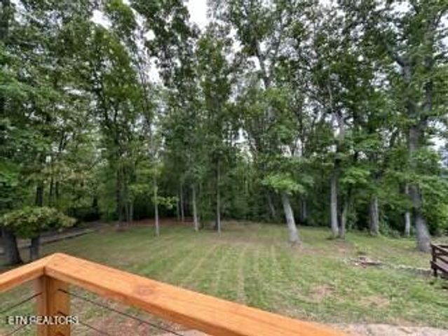 960 Cave Rd, Jefferson City, TN 37760