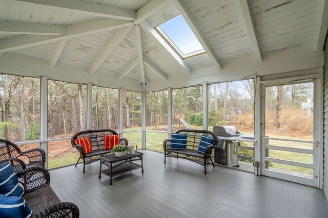 30 Oak Hill Rd, Sudbury, MA 01776
