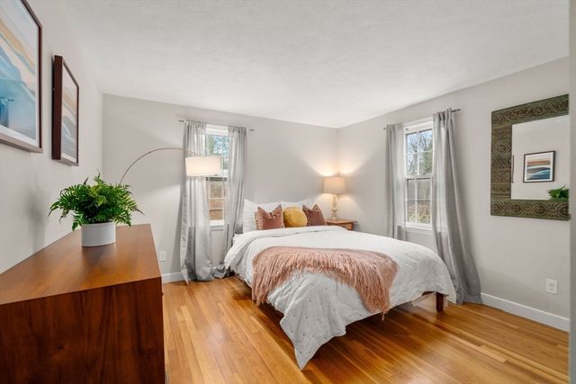 30 Oak Hill Rd, Sudbury, MA 01776