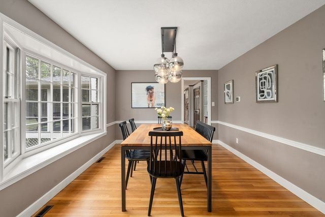 30 Oak Hill Rd, Sudbury, MA 01776